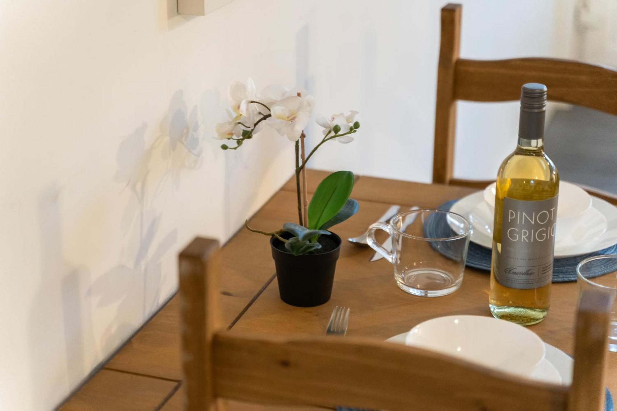 Stylish New Apartment - Free Wifi & Netflix - Top Rated - 3Mh Cradley Heath Buitenkant foto