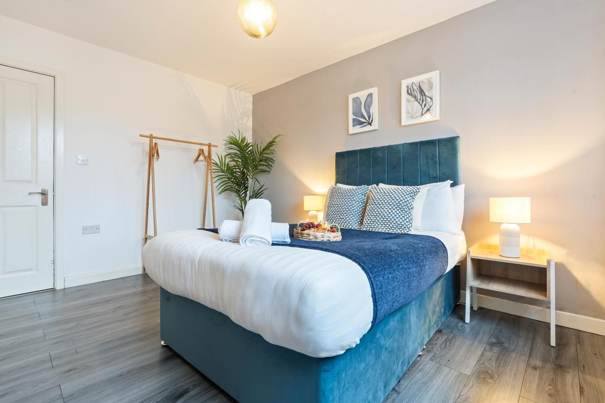Stylish New Apartment - Free Wifi & Netflix - Top Rated - 3Mh Cradley Heath Buitenkant foto