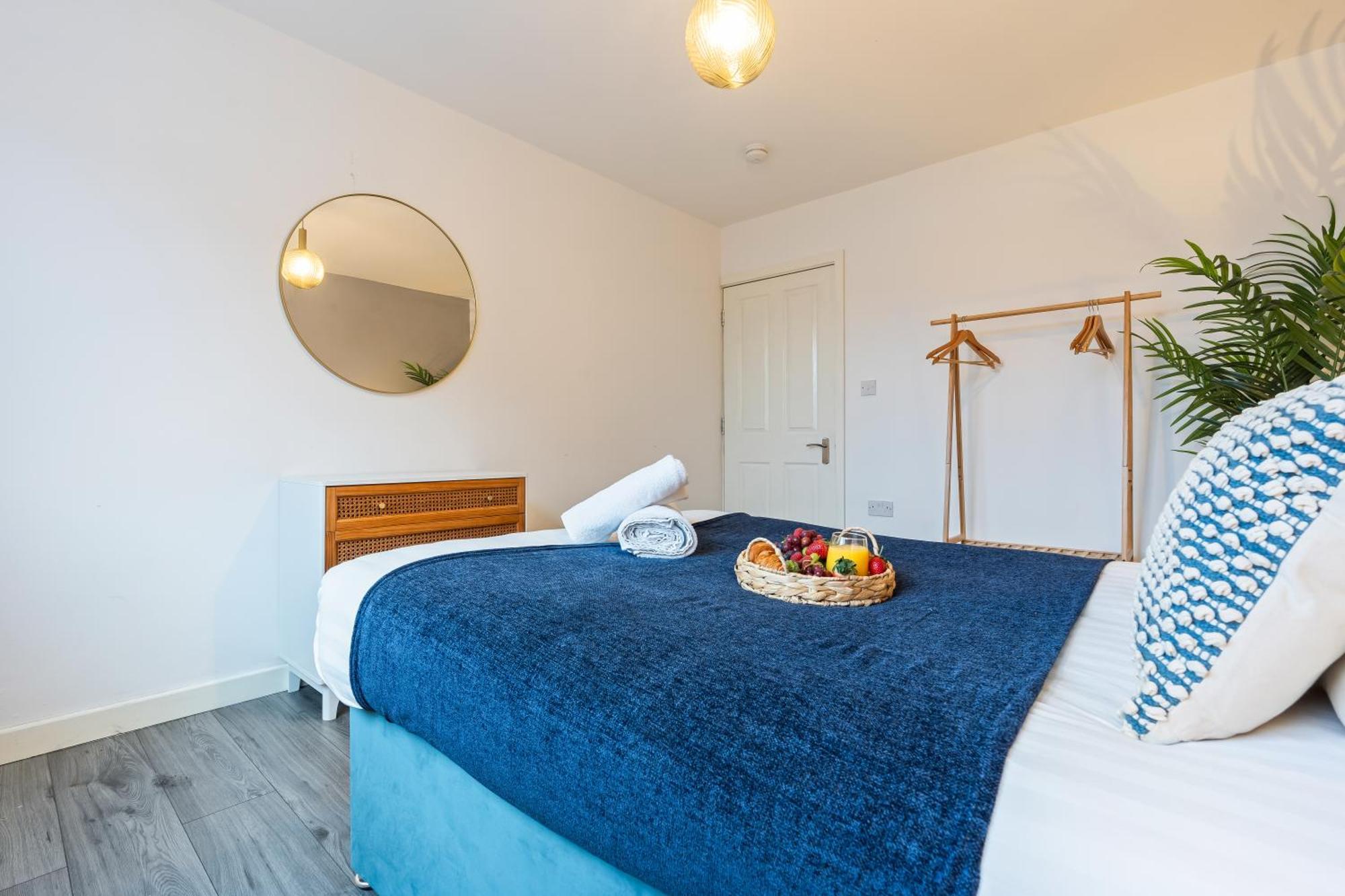Stylish New Apartment - Free Wifi & Netflix - Top Rated - 3Mh Cradley Heath Buitenkant foto