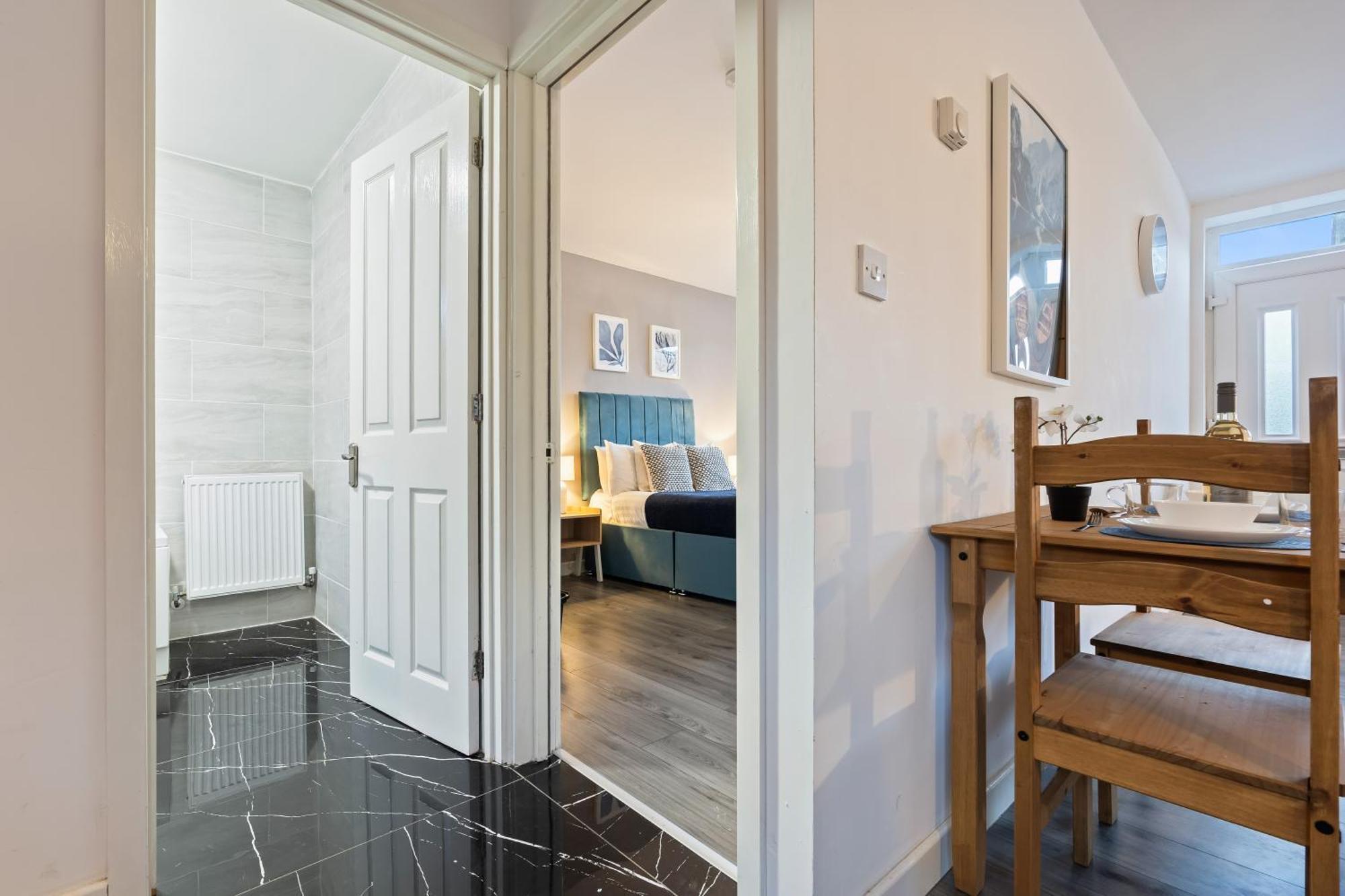 Stylish New Apartment - Free Wifi & Netflix - Top Rated - 3Mh Cradley Heath Buitenkant foto